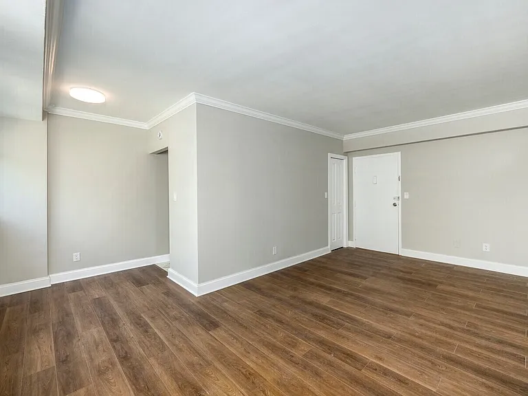 Chevy Chase Tower — Photo 27