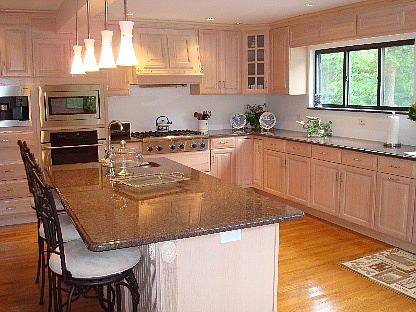5th image of 24 Winterberry Ln