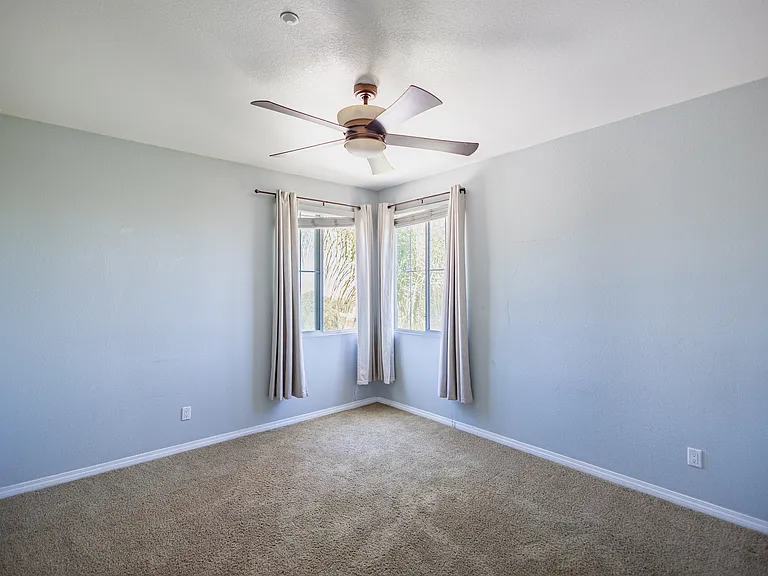 9380 Dauchy Ave — Photo 23
