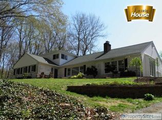 415 Nissequogue River Rd, Saint James, NY 11780