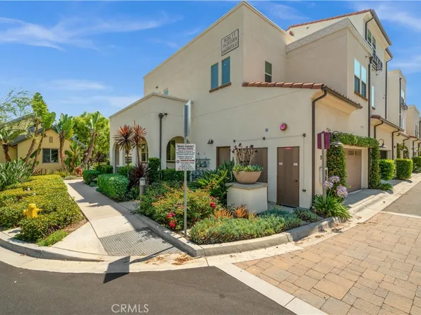 26 Abarrota St, Mission Viejo, CA 92694