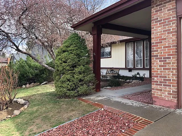 View as you walk into the house from the driveway.