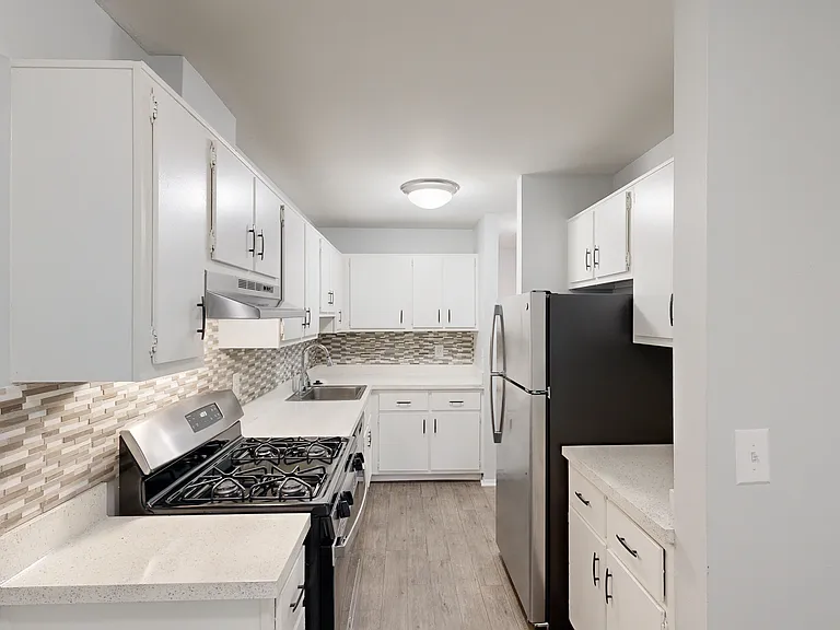 Cityside Apartments and Townhomes — Photo 36