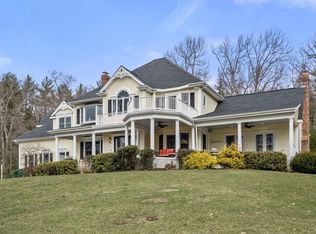 95 Warren St, Upton, MA 01568