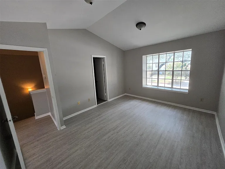 7942 Grow Ln — Photo 15