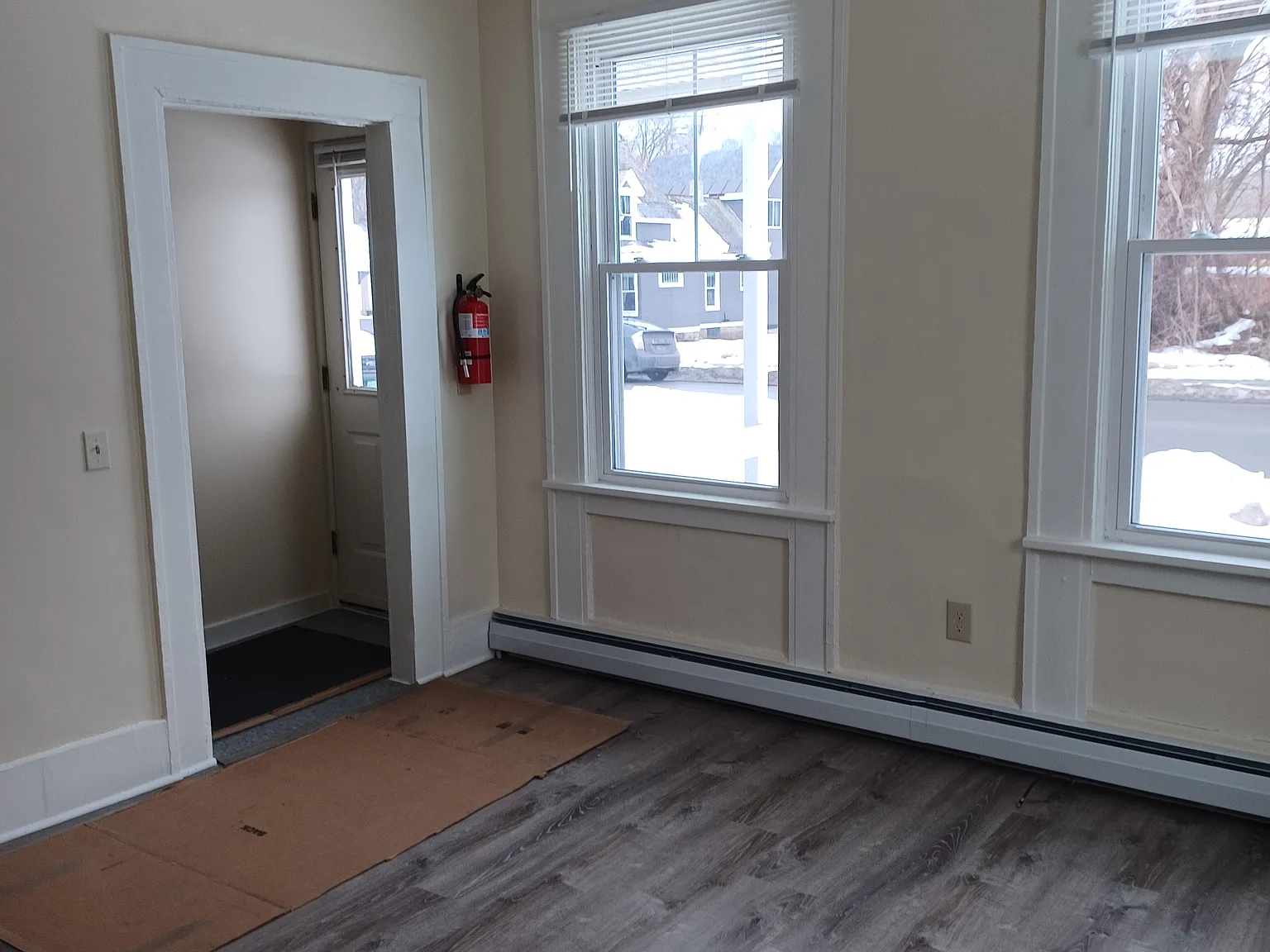 2 bed, 690 sqft, $1,300 — Photo 4