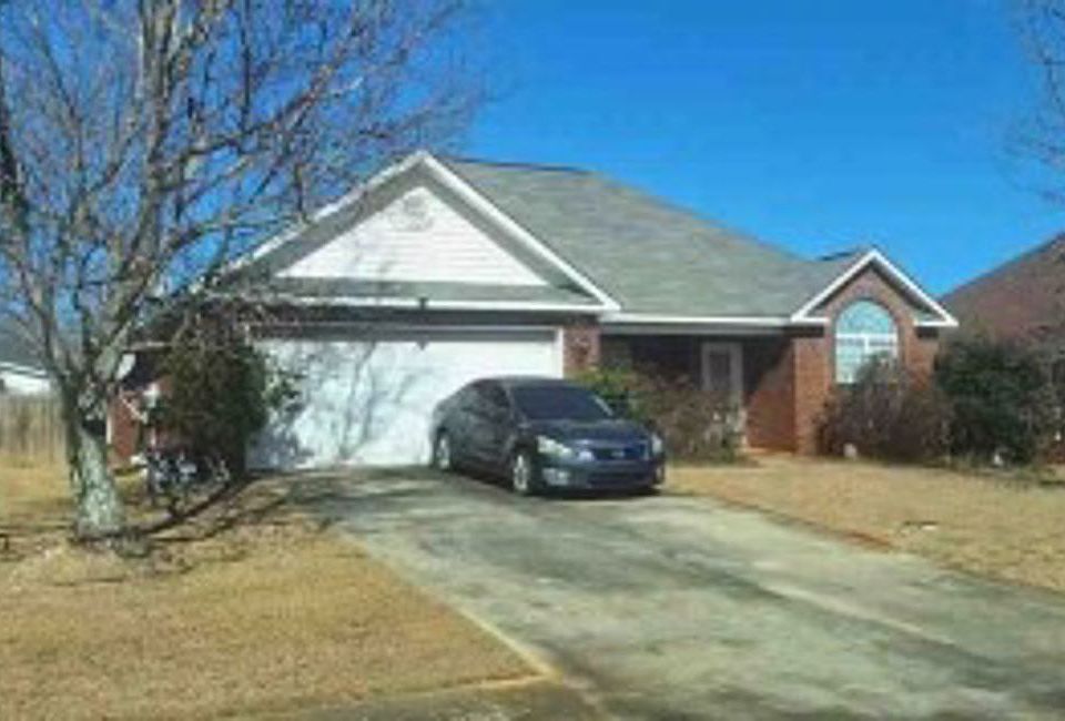 1st image of 402 Sugarloaf Pkwy