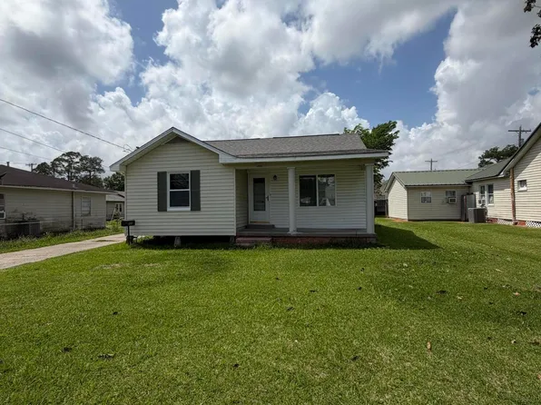 205 Gauraud St, Abbeville, LA 70510