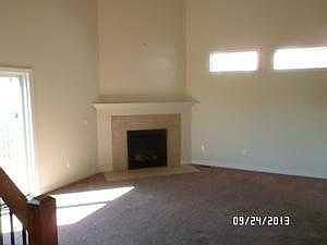3rd image of 559 Slate Ln