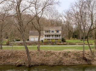 255 Canal Rd, Easton, PA 18042