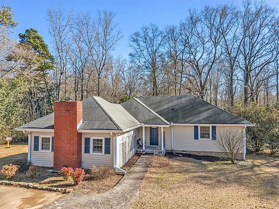 2nd image of 70 Newton Ridge Dr