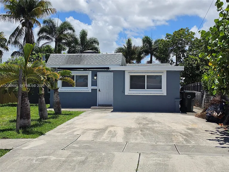 5225 NE 4th Ave — Photo 30