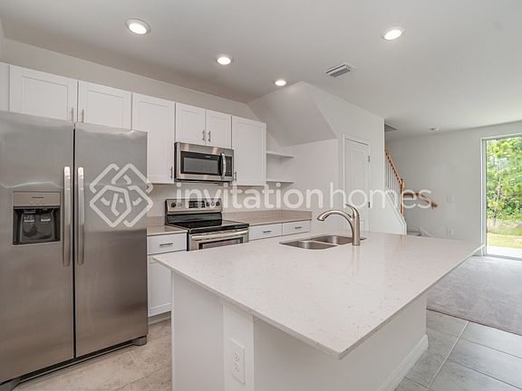 5th image of 7161 Greenwood Park Cir #35