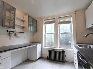 559 9th St #1, Brooklyn, NY 11215