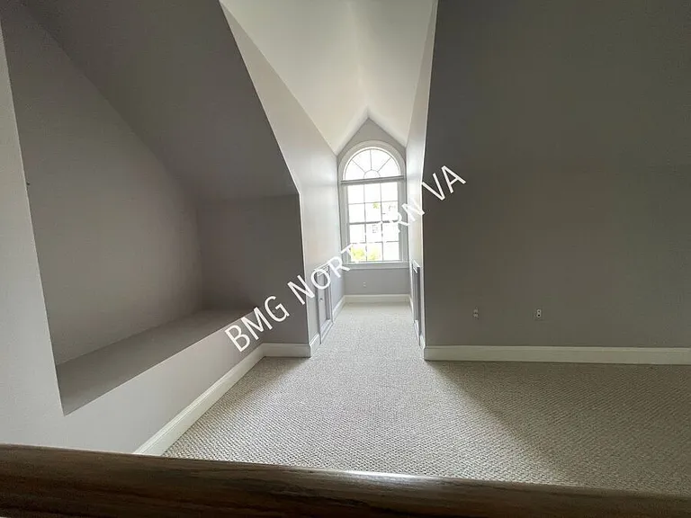 10679 Yorktown Ct — Photo 26