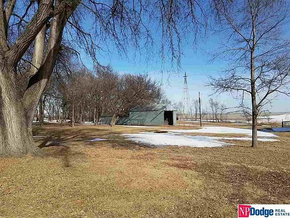 3rd image of 658 Highway 79