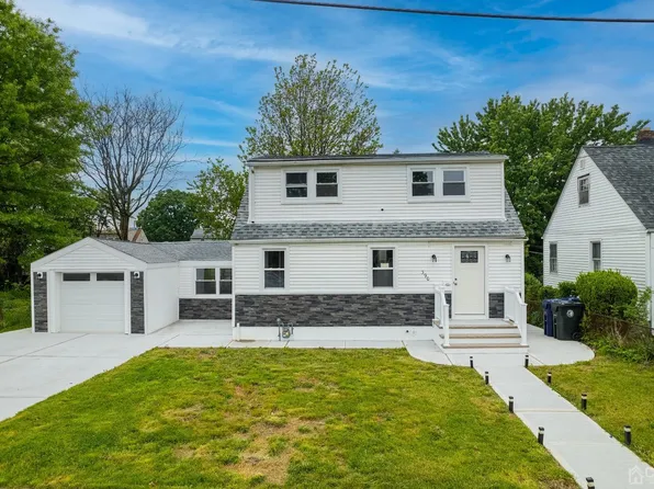 390 N Wagner Ave, Perth Amboy, NJ 08861