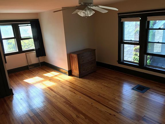 4th image of 2195 Bellfield Ave #1