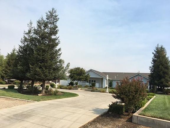 5th image of 18751 Smithwood Dr