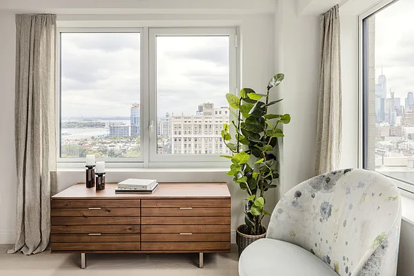 Rented by Compass | media 17