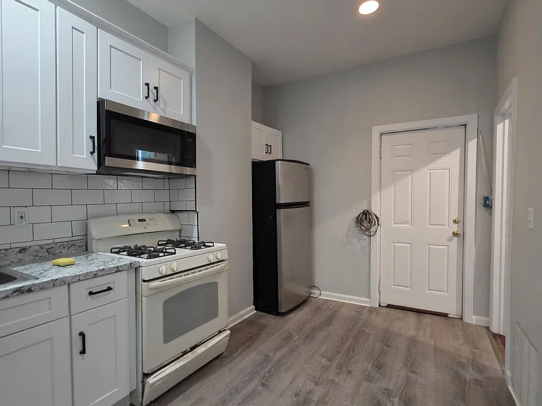 107 Grant Ave #1 — Photo 10