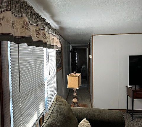 5th image of 1621 Elm Ave