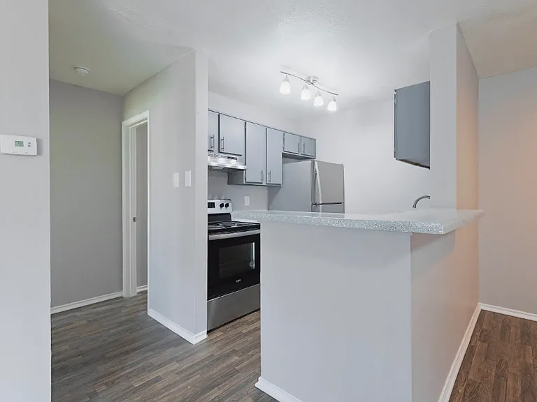 The Heights at 701 — Photo 14