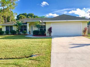 1562 SW Latshaw Ave, Port Saint Lucie, FL 34953