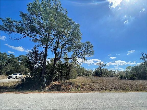 5th image of 3112 Oleander Dr