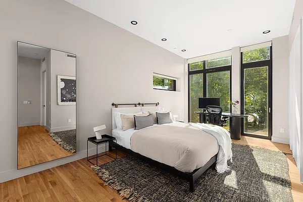 Rented by Corcoran | media 11