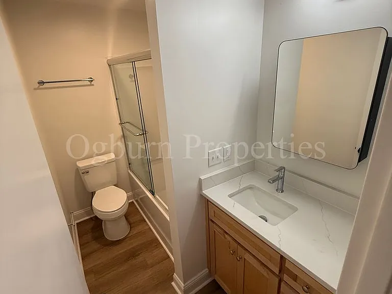 803001- MED FOUNDATION APTS — Photo 15