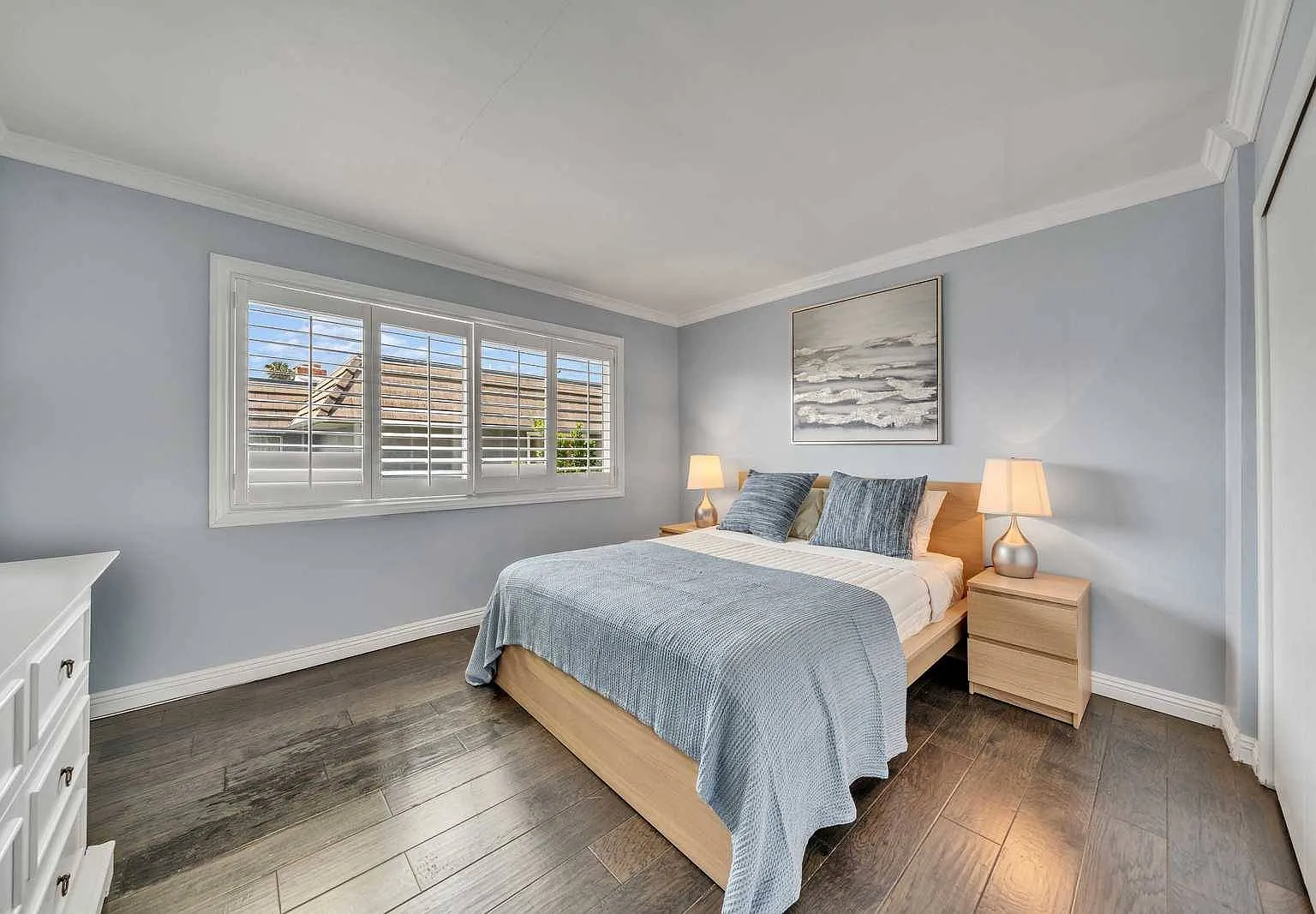 2 bed, 2.5 bath, 1155 sqft, $5,000 — Photo 4