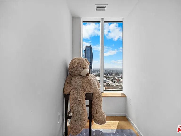 889 Francisco St #3603 — Photo 14