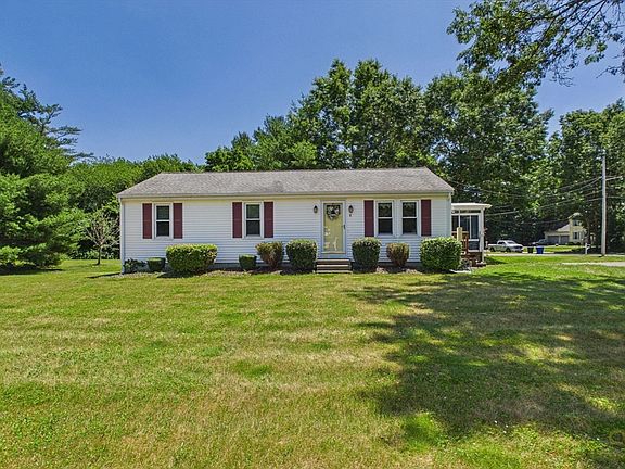 2nd image of 8 Cotuit Rd