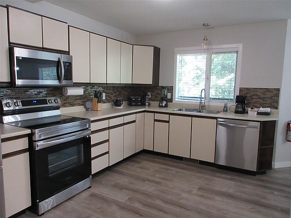 4th image of 415 Commonwealth Rd #1622