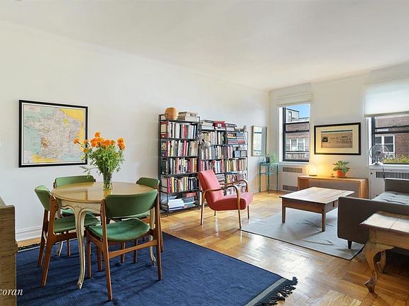 2nd image of 135 Hawthorne St APT 6J