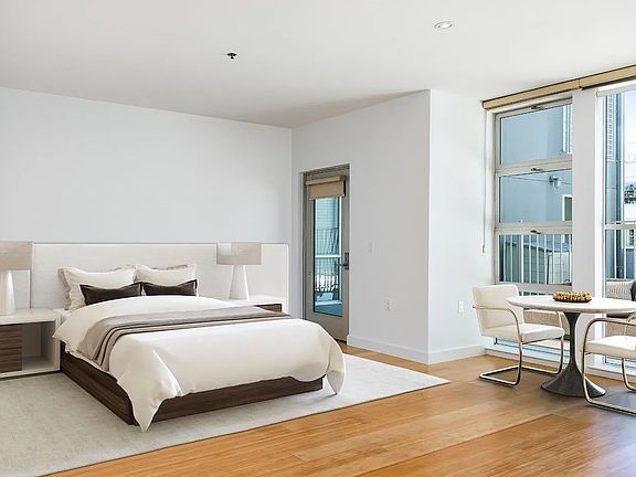5th image of 368 Elm St APT 104