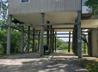 134 Mangrove St, Pass Christian, MS 39571