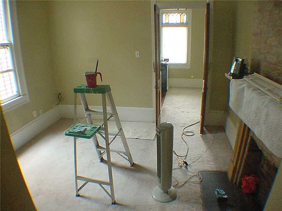 4th image of 1602 Adams St