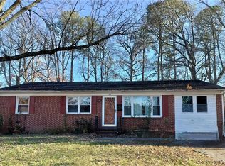 35 Colony Rd, Newport News, VA 23602