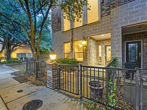 3rd image of 1442 Pecos St