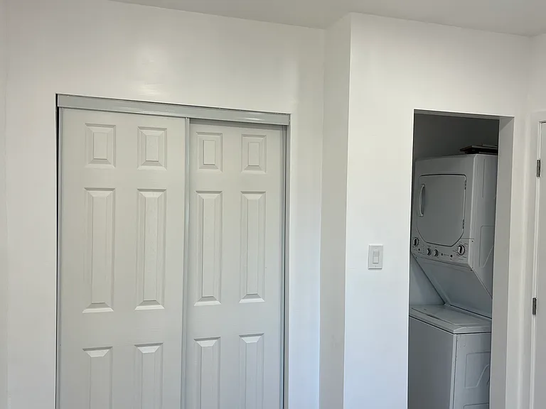 1082 Lewis Ave #A — Photo 20