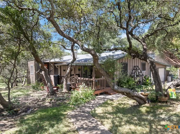 1588 Westview Court Dr, Canyon Lake, TX 78133