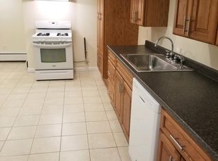 98 Gloucester St #0, Providence, RI 02908