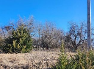 46 Oklahoma Dr, Linn Valley, KS 66040