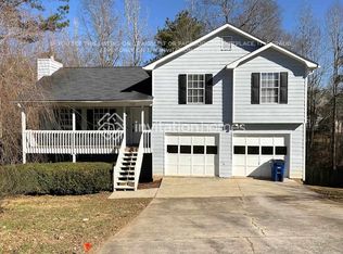 7300 Hunters Ridge Dr, Douglasville, GA 30134