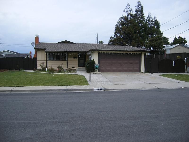 1st image of 2281 Meadowlark St