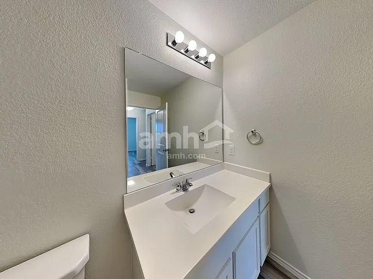 10909 Rome Ave — Photo 17