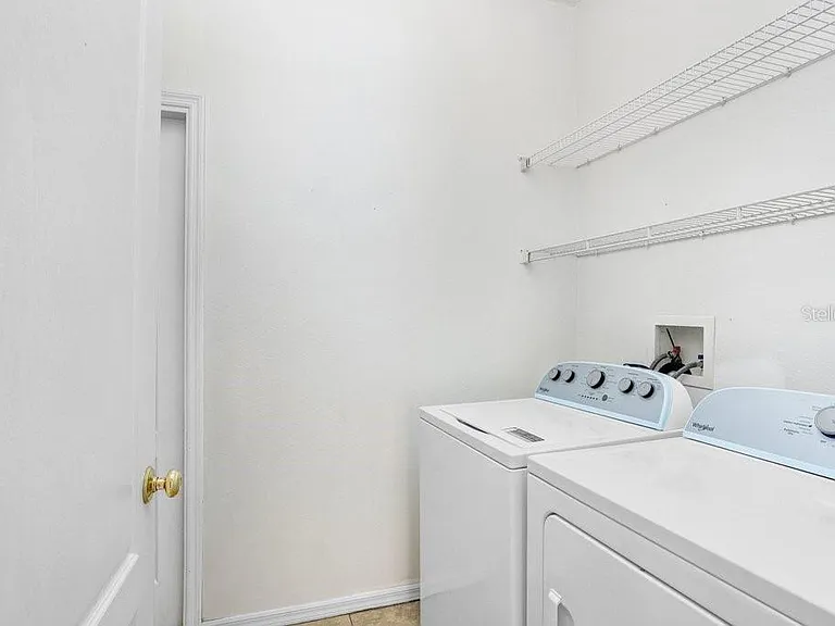 930 Grand Canyon Dr — Photo 28