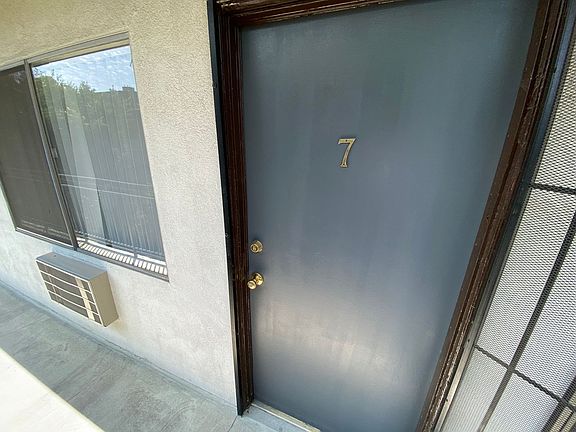 2nd image of 3746 S Canfield Ave APT 7